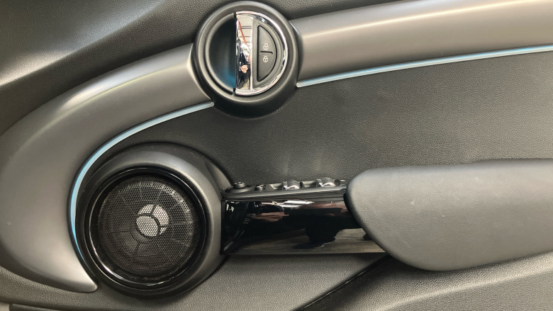 MINI Hatchback 2.0 Cooper S Exclusive 5dr Petrol Hatchback